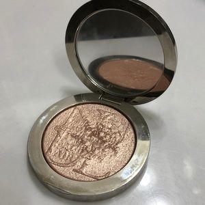Dior Nude Air Luminizer color 001